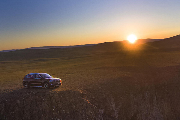 租車為不同需求的公路旅行客戶準備了各種車輛 租車為不同需求的公路旅行客戶準備了各種車輛
