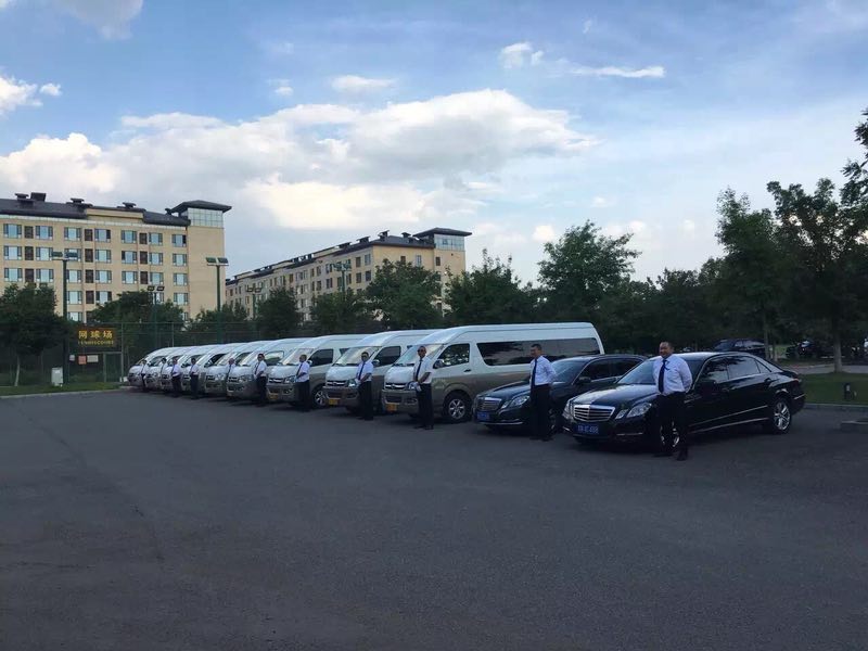 北京旅游大巴租車價格_首汽租車旅游包車報價-首汽環球400-622-2262 北京旅游大巴租車價格_首汽租車旅游包車報價