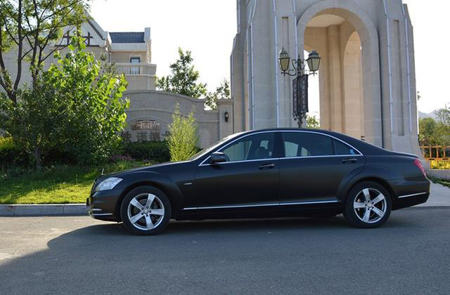 北京奔馳S350租賃_奔馳S350配駕司機租車一天多少錢?