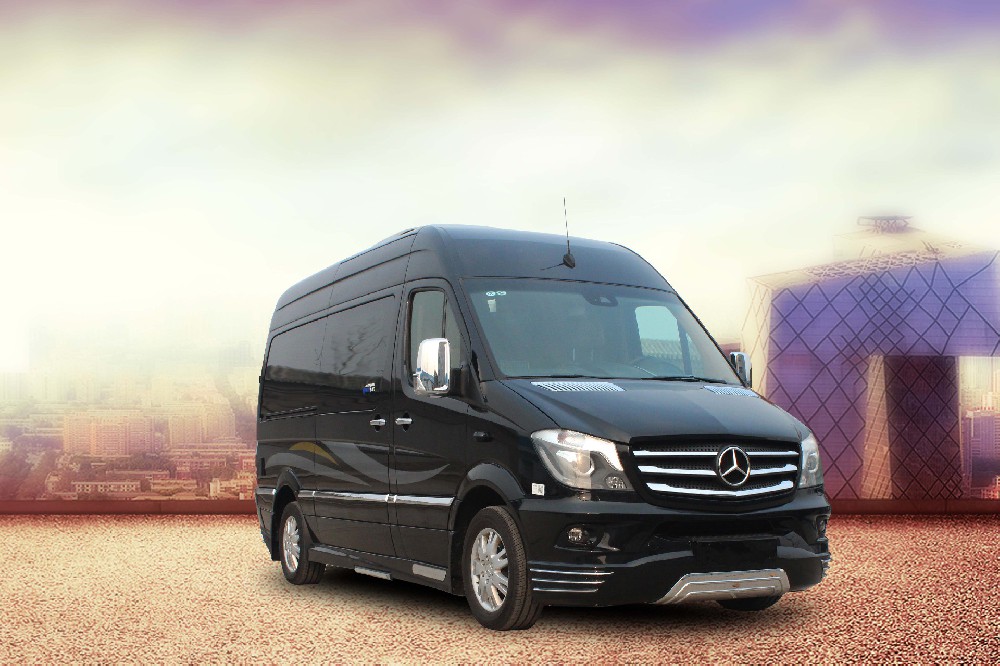 北京租奔馳斯賓特豪華版7座租金:3500元/天