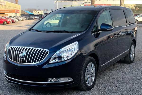 別克gl8租一天多少錢？北京商務租車帶司機租別克GL8價格