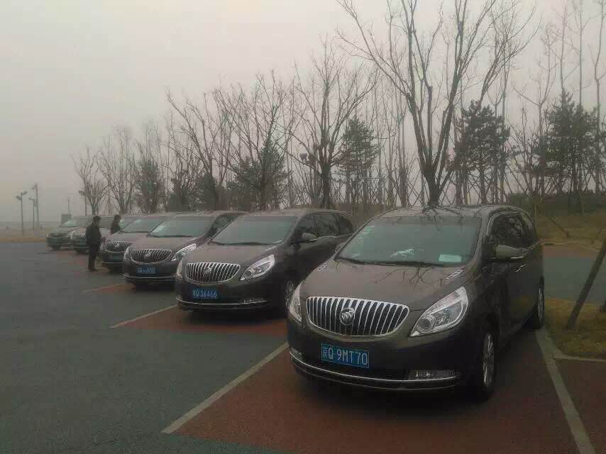 北京別克GL8商務車租車一天多少錢？別克GL8商務租車帶司機費用