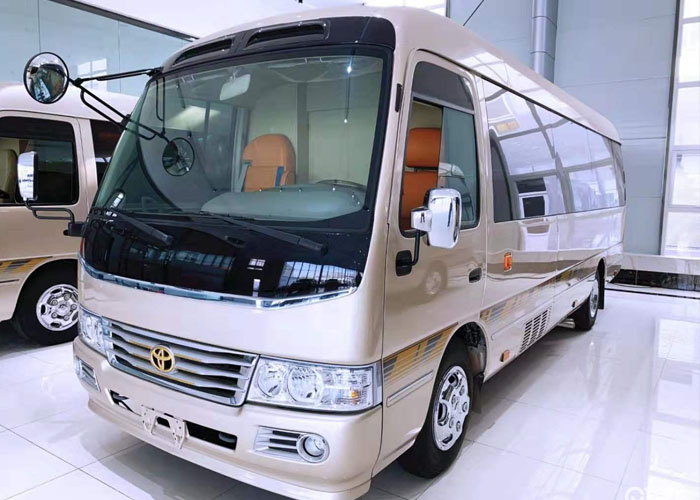 北京租考斯特帶司機多少錢？