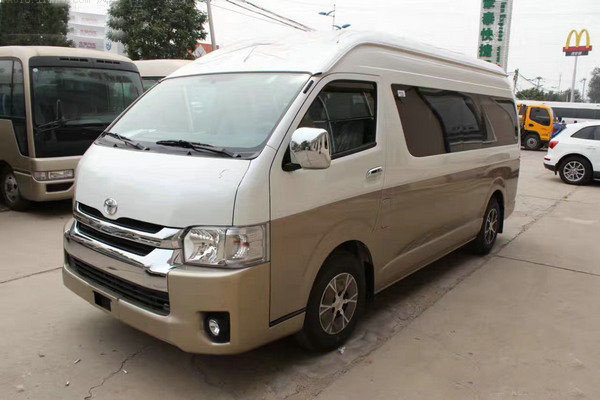 北京租車豐田海獅標準版14座多少錢