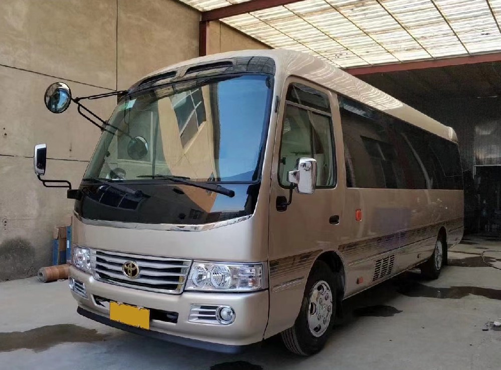 北京租考斯特帶司機一天多少錢?19-23-25座考斯特租車價格 北京租考斯特帶司機一天多少錢?19-23-25座考斯特租車價格